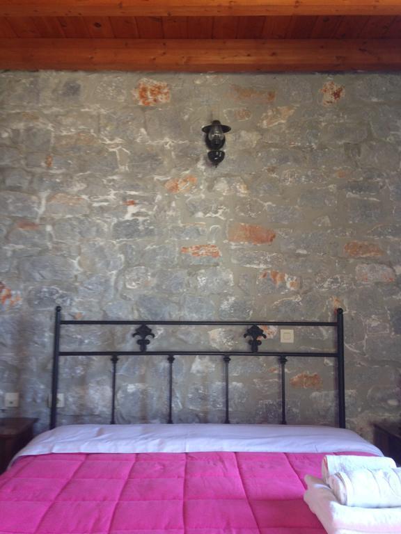 Las - Giannakakoy Traditional Stone Houses Neo Oitilo Luaran gambar