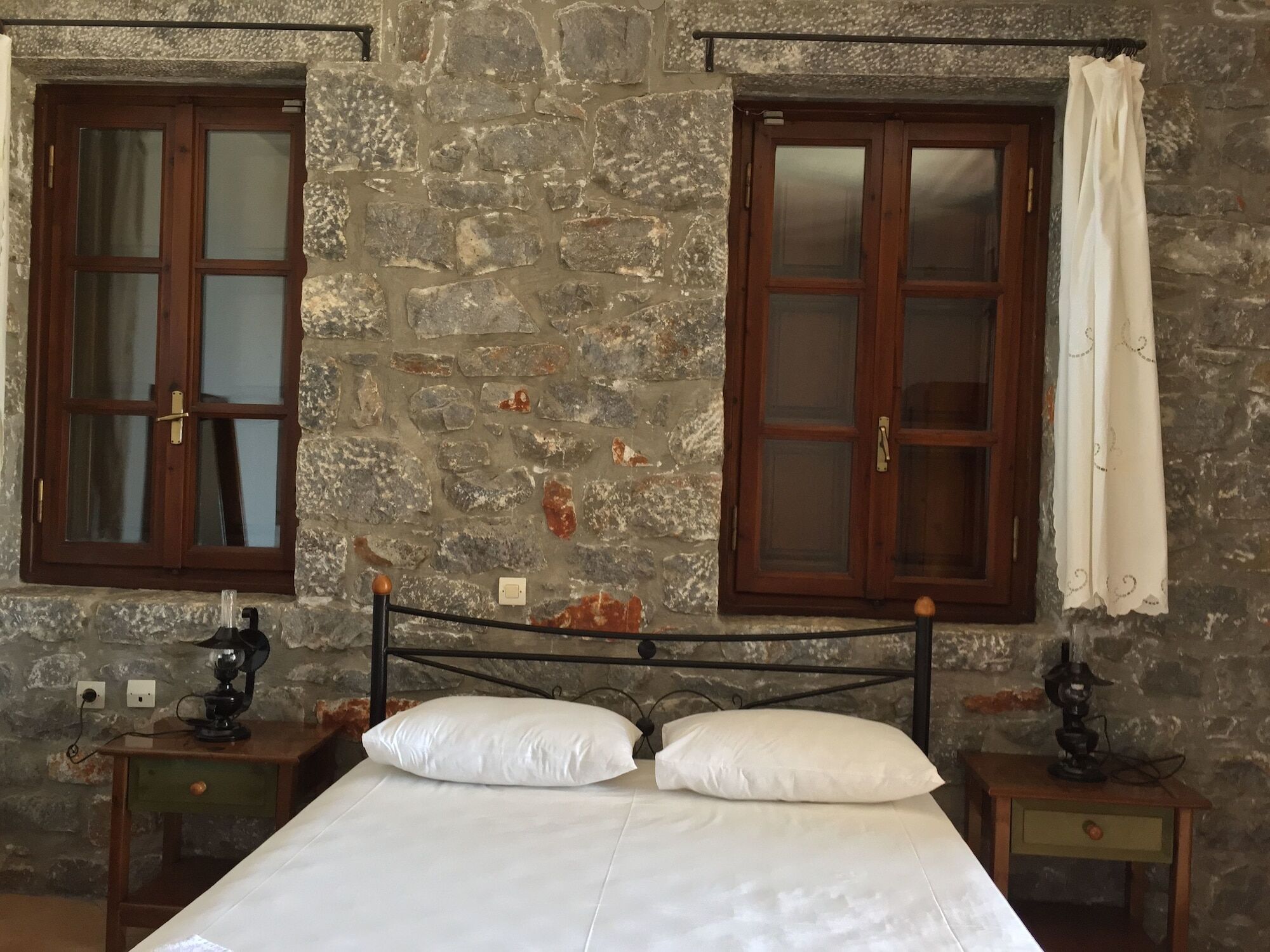 Las - Giannakakoy Traditional Stone Houses Neo Oitilo Luaran gambar